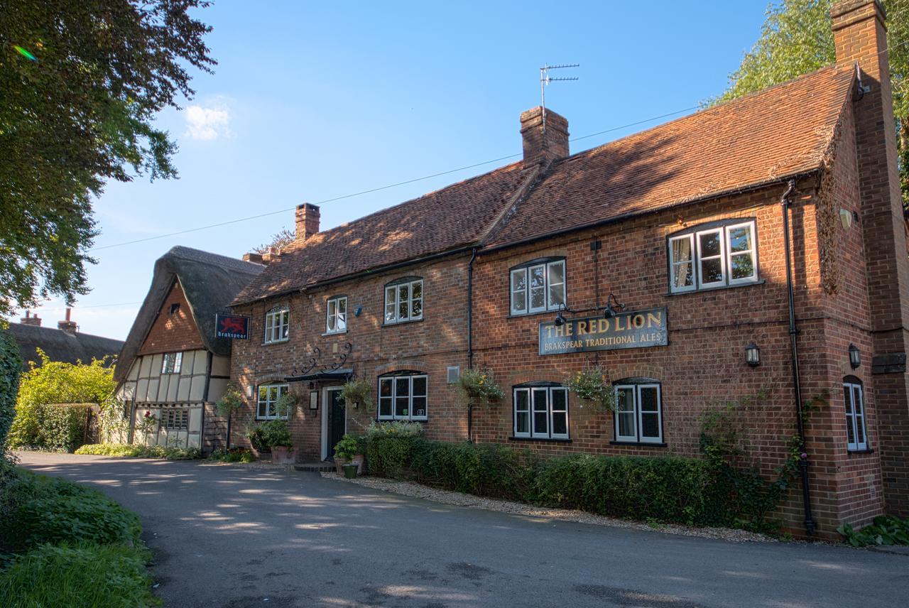 迪德科特The Red Lion Pub & Kitchen住宿加早餐旅馆 外观 照片
